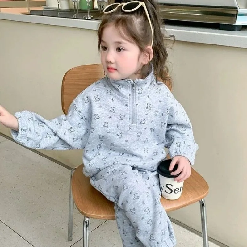 

Baby Girl Autumn Set New Children's Full Print Cute Western Style Leisure Sports Hoodie Pants Two Piece Set