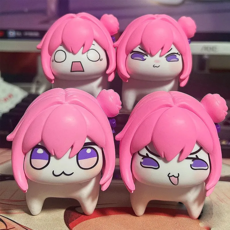 Q نسخة Nikke Doro أنيمي لعبة شخصية عمل تمثال سطح المكتب الحلي موضة لطيف الوردي الكلب فتاة بالجملة لعبة مجسمة الهدايا