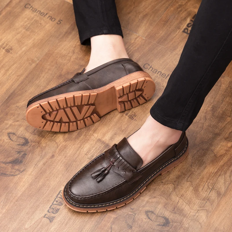 

New retro thick soled fringe a slip-on loafers British style small leather shoes soft sole shallow mouth single shoes