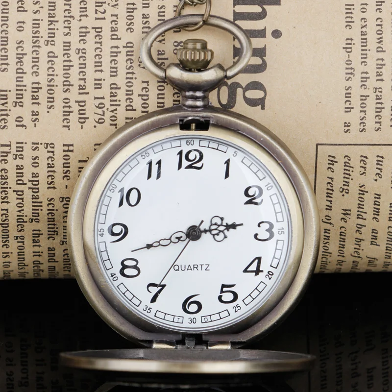 人気映画ヒーロー主人公彫刻クォーツ懐中時計男性子供時計クラシックペンダントフォブ人気商品