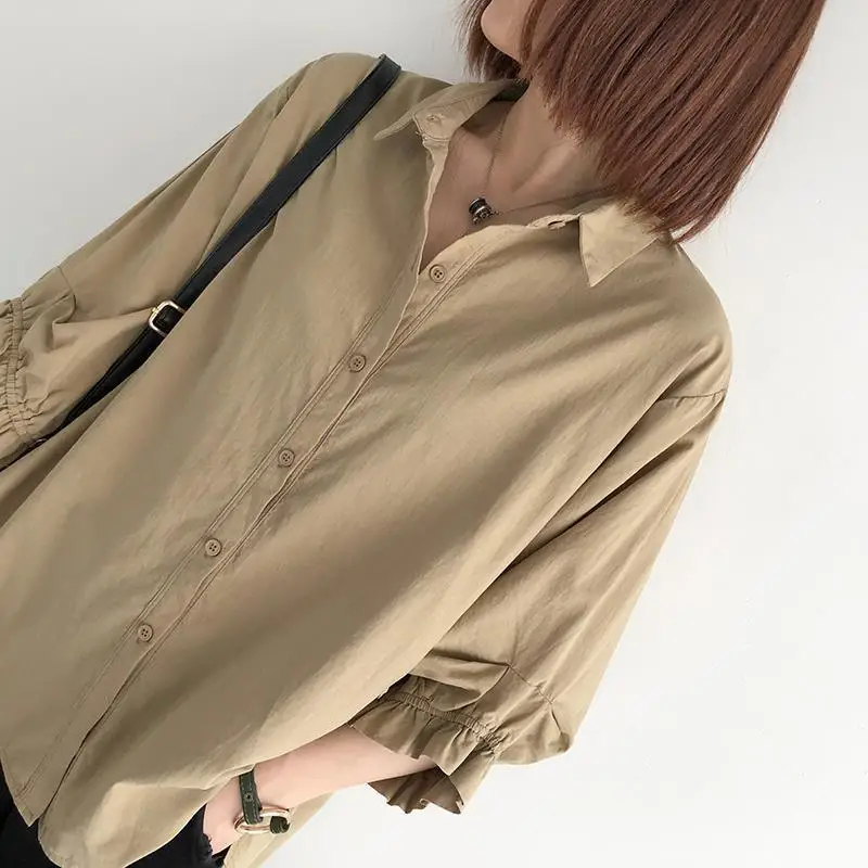 Einfarbiges Rüschenkanten-Laternenärmel-Oberteil mit Sieben-Viertel-Ärmeln Einreihiges Hemd Frühling Sommer Neue Koreanische Version Damen Locker Sitzende Übergrößen-Bluse – Detail 11
