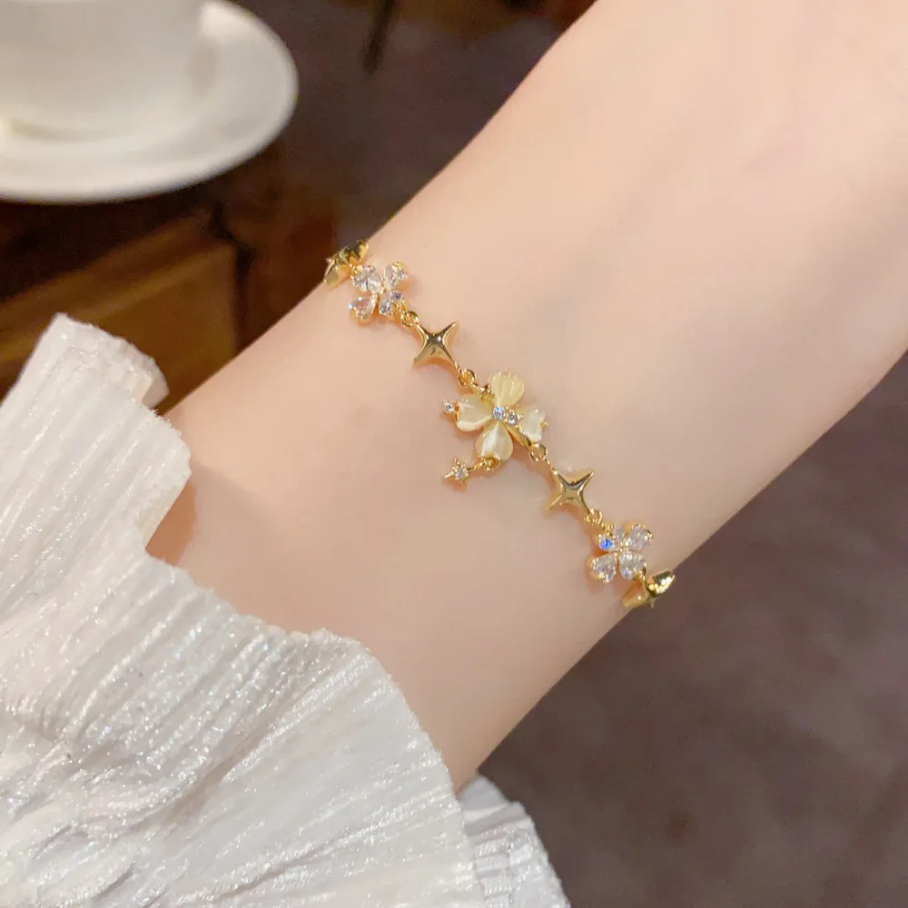 Sparkling Star Burst Flower Bracelet Delicate Thin Chain Opal Effect Charm Sweet Fairy Style Light Luxury Wrist Jewelry