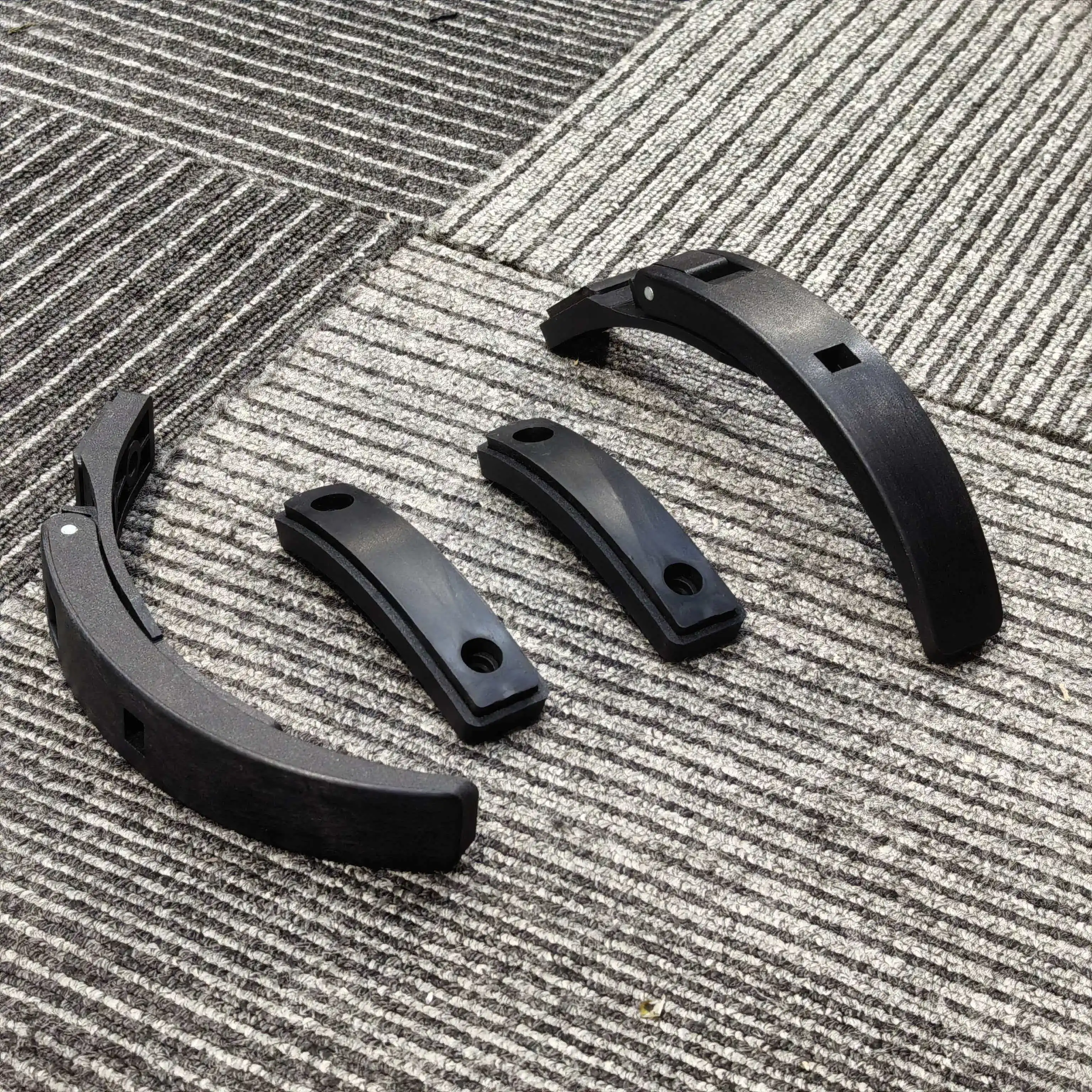 MW Audio X12/X15 Lautsprecher-Gummi-Isolationsfüße, Robuste Anti-Vibrations-Gestellunterlagen für Bühnenmonitore & PA-Lautsprecher – Detail 6