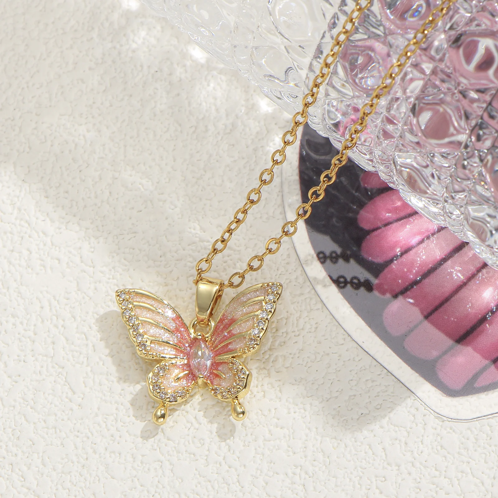 

women fashion necklace 1pc gradient pink diamond butterfly shape golden clavicle chain sweet light luxury versatile style