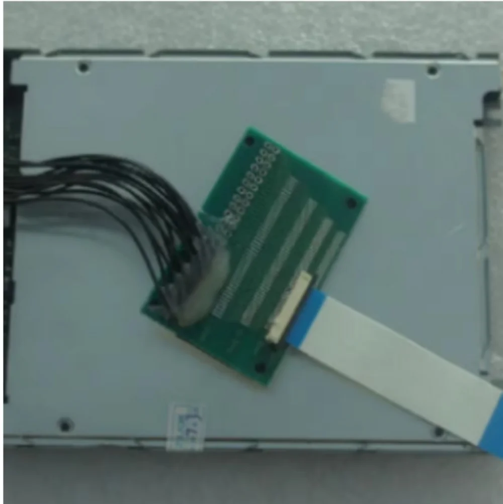 Compatible avec le panneau LCD LM6Q32 5,5 pouces