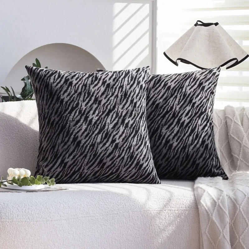 2 Pcs Yarn-Dyed Zebra Stripe Pillow Covers 18x18inch Soft Durable Fade-Resistant Pillowcase Modern Nordic Living Room Sofa Decor