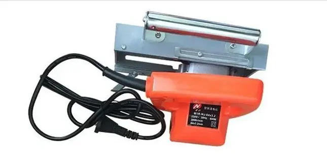 Electric inner and outer corner door and window cleaning and trimming machine, plastic steel profile welding seam cleaning tool view 3