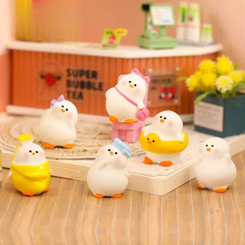 Home Cute Little Fat Goose Resin Crafts Micro Landscape Ornament Car Centre Console Ornament Decoration Gifts Decoration Crafts