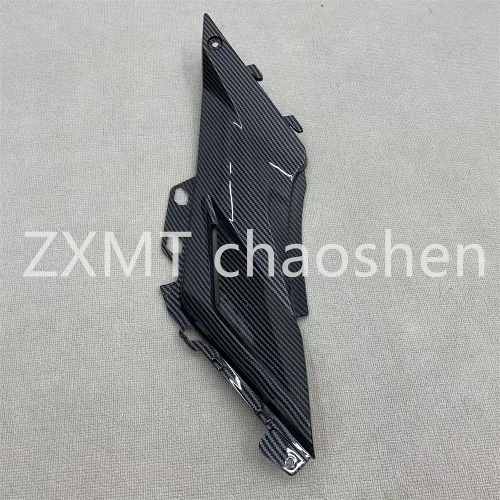 انسيابية الدراجات النارية ABS مناسبة لألواح صغيرة لخزان الوقود GSX250R مع طلاء من ألياف الكربون من 2011 إلى 2024