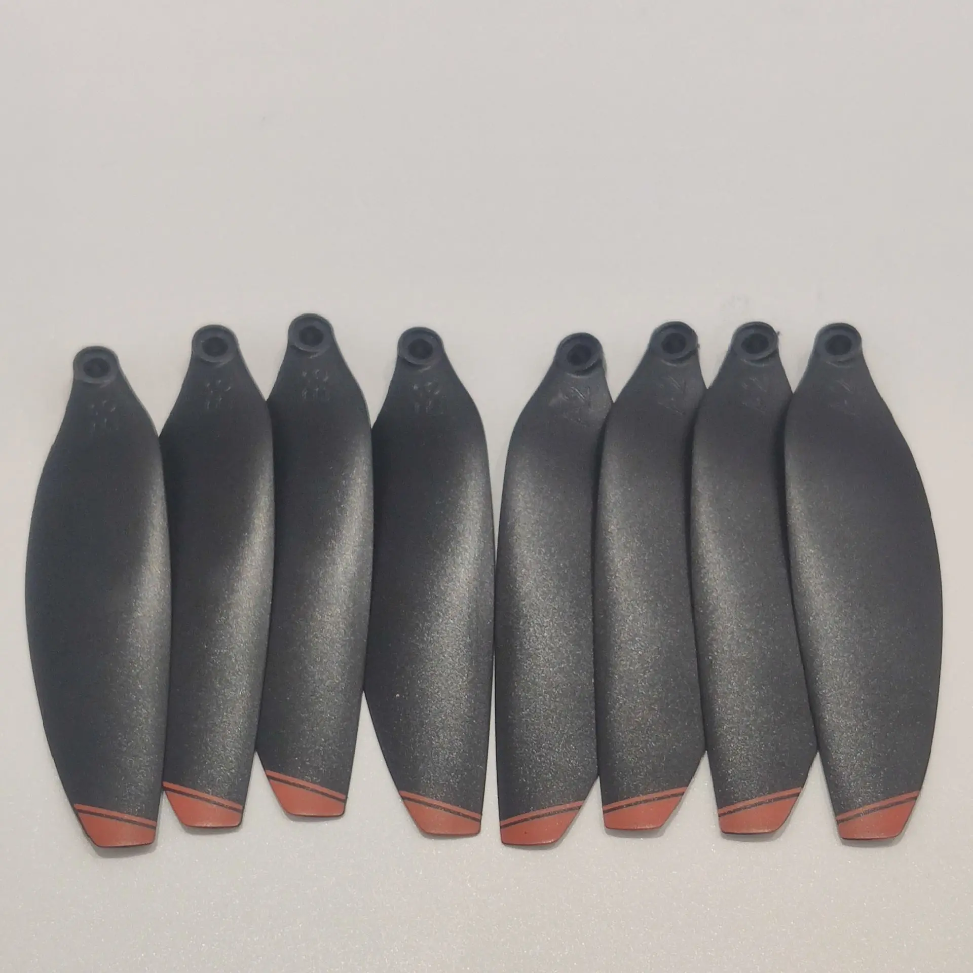 8/16/24/32/40PCS RG608 Pro Brushless Motor RC Quadcopter RG608 PRO Foldable Drone Fan Spare Parts Maple Leaf Wing Blade Props