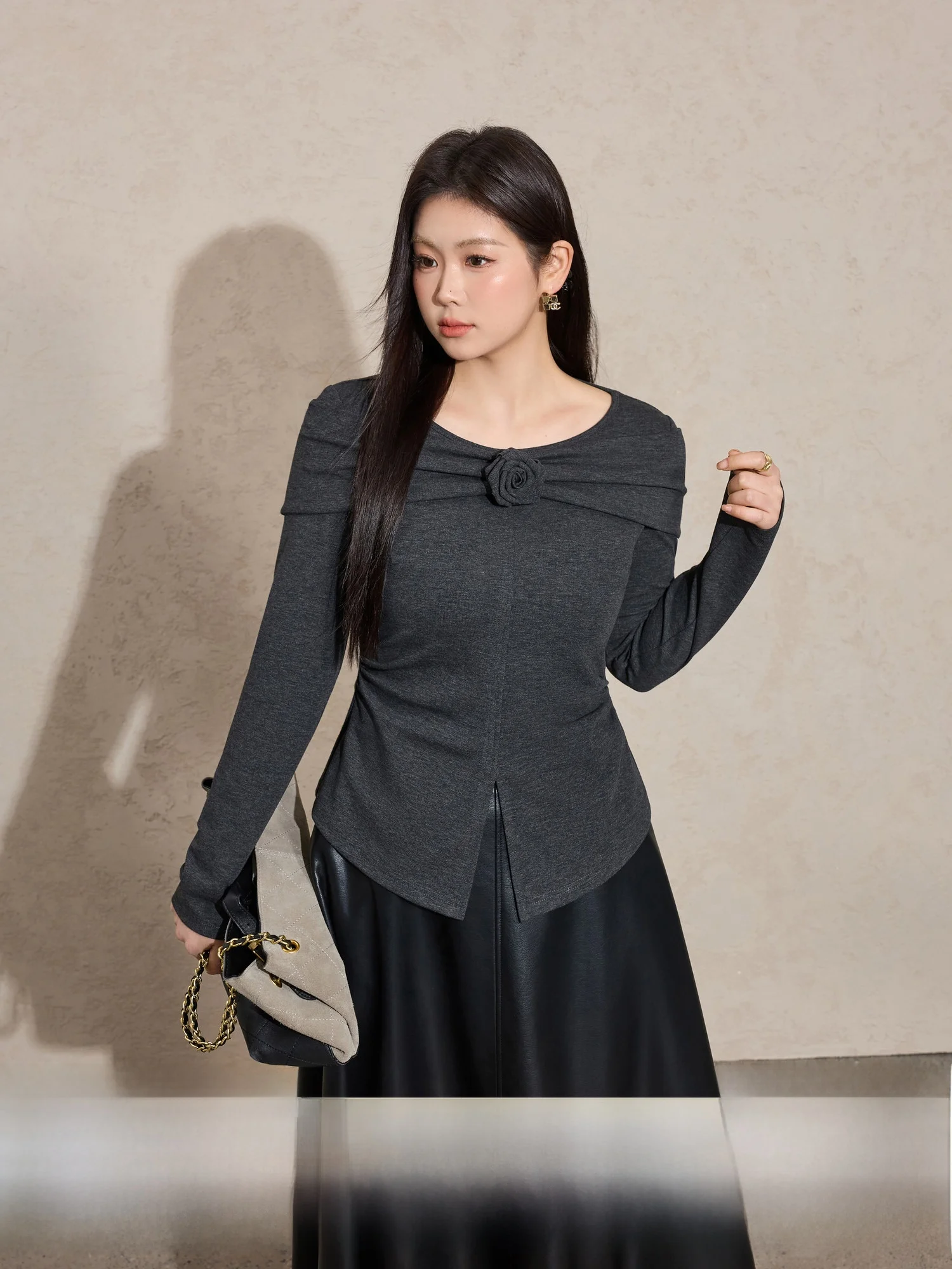 

Blue Language Large Size Long Sve Knitted Top Women's Slim Fit Base Layer irt Romantic Sle Spring Faion plus Size
