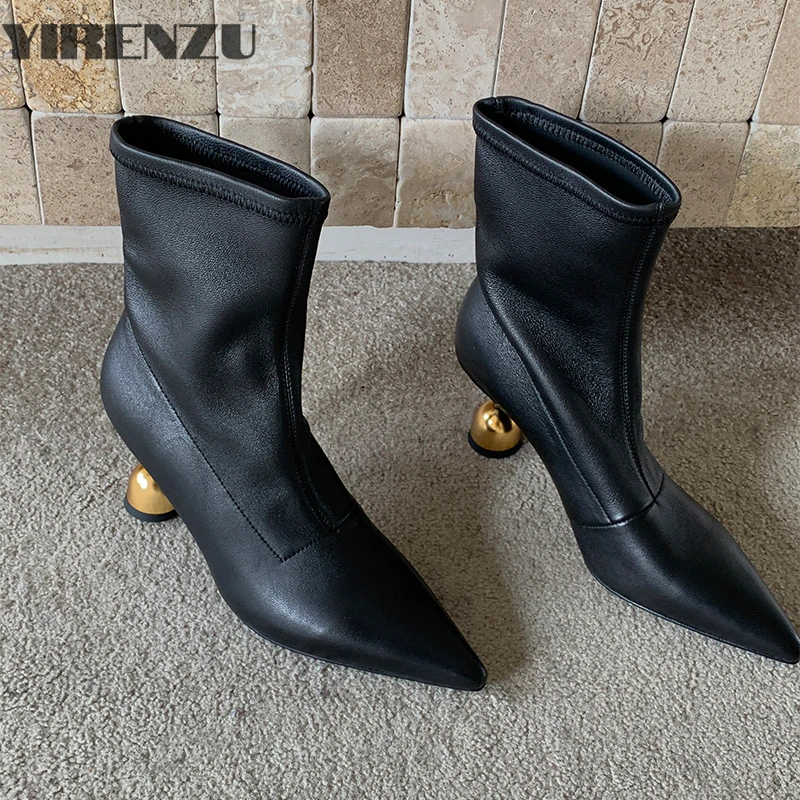 

Новинка 2023 года, эластичные ботинки ручной работы, осенне-зимние ботильоны на массивном высоком каблуке с острым носком, модная обувь для вечеринок на необычном каблуке