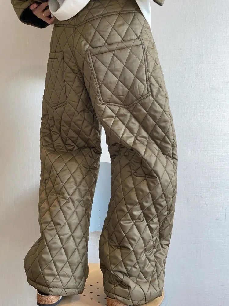 Retro Male Button Pockets Diamond Patterned Pants Fashion Mens Straight Pant Solid Color Men Natural Waist Warm Trousers