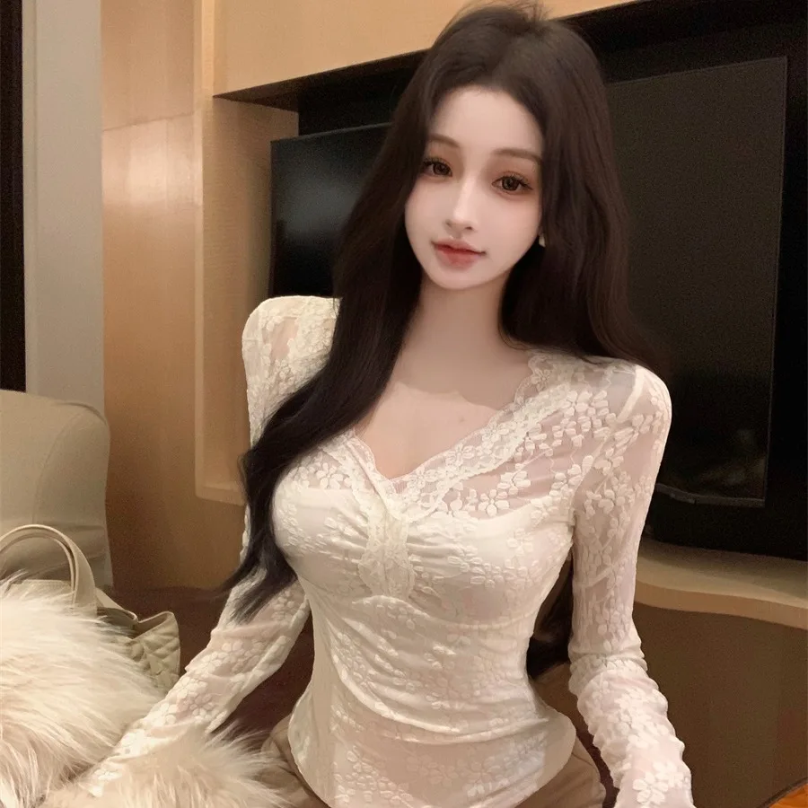 Koronkowa bluzka z dekoltem w serek, wyszczuplająca, osobowość, bielizna, czysta pożądanie, jesień-zima, nowość, ort Sve, damska F...