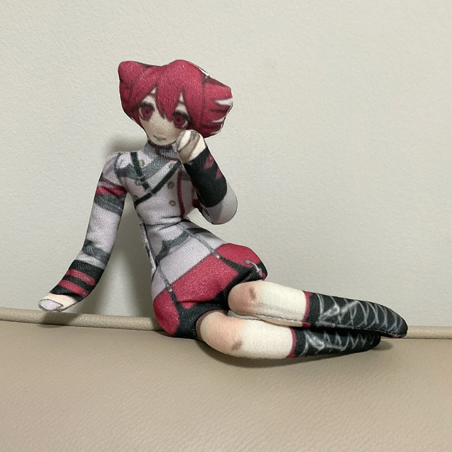 

Anime Kasane Teto Cosplay Plush Stuffed Cartoon 28cm Figure Room Decoration Abstract Wire Skeleton Accessories Cute Gifts