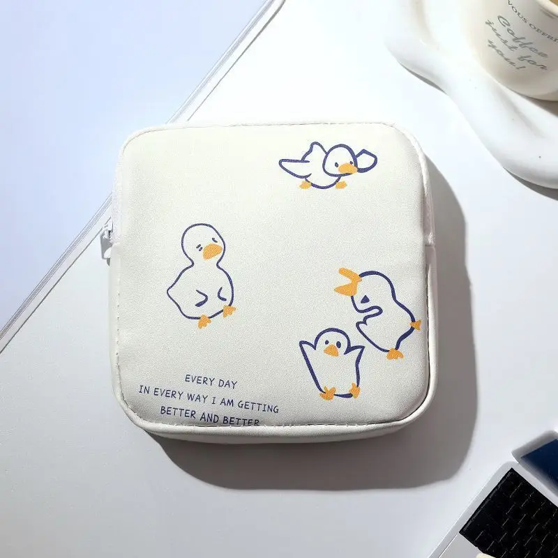 

Aunt towel storage bag cartoon cute student girl sanitary napkin menstrual bag large capacity handbag small and convenient