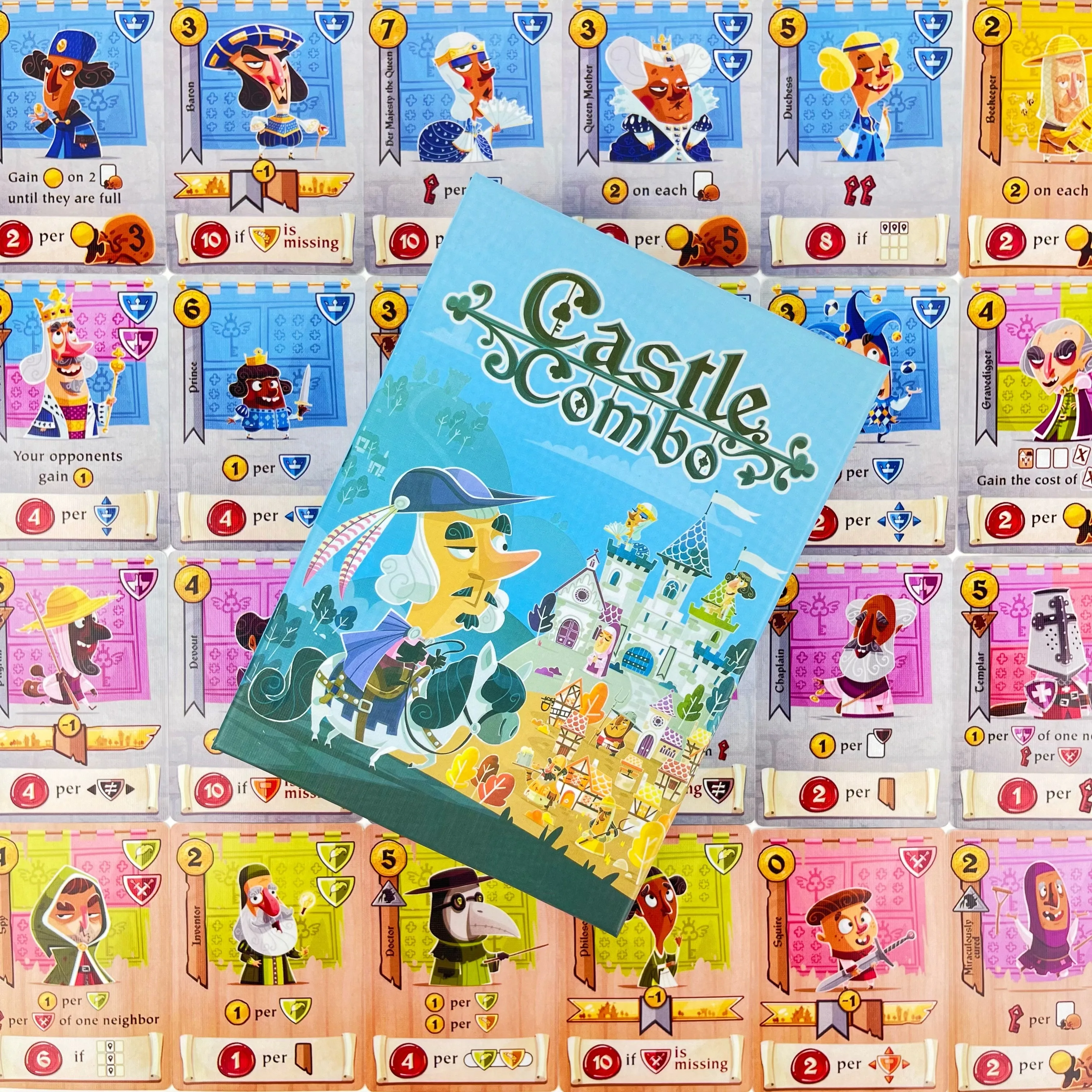 

Стратегическая настольная игра Castle Combo - Средневековая настольная игра с мгновенными эффектами и бонусами на конец игры для 2-4 игроков
