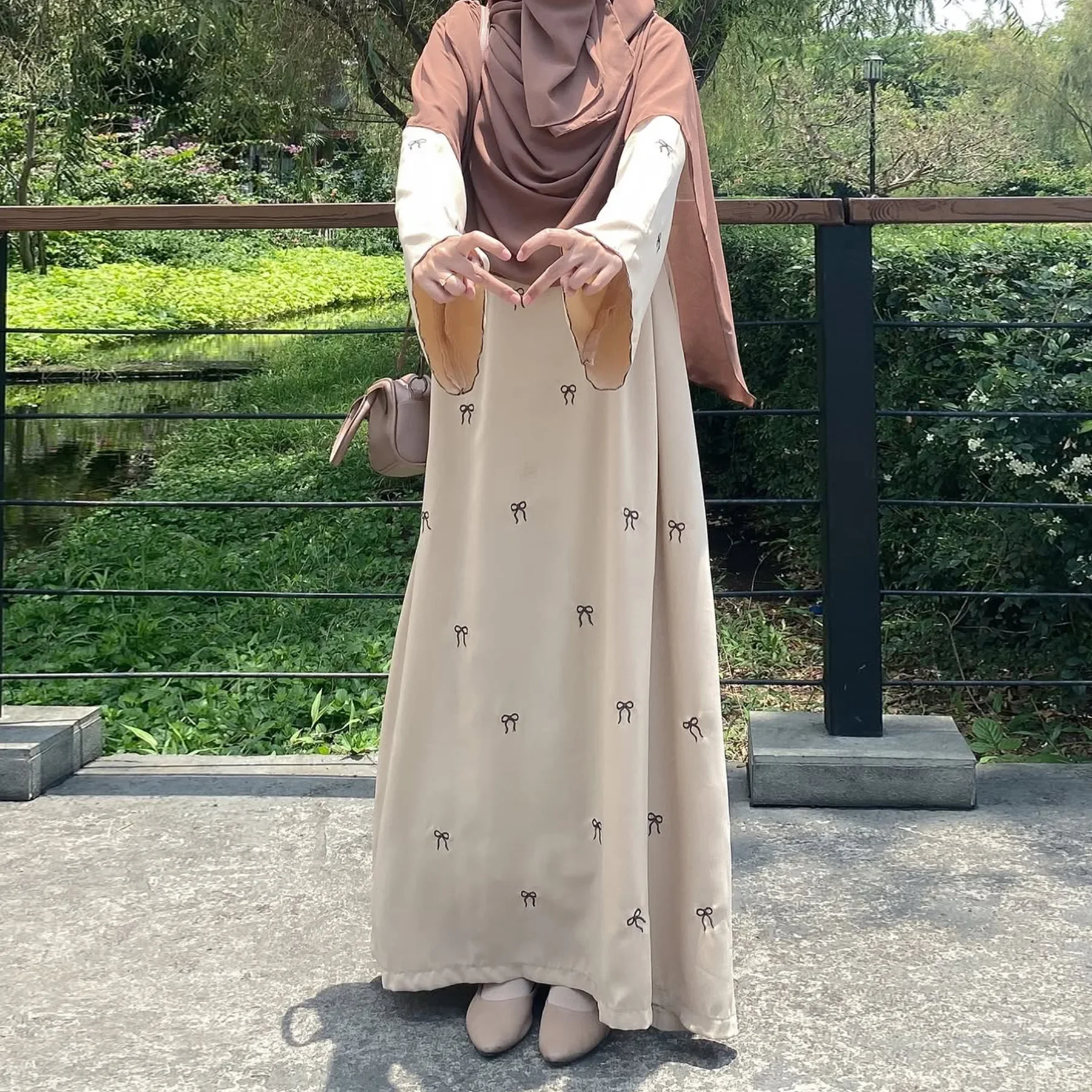 2025 Spring Summer New  O-Neck Bow Embroidery Dress Women Casual  Loose Female Ladies Casual Long Sleeve Dress S115