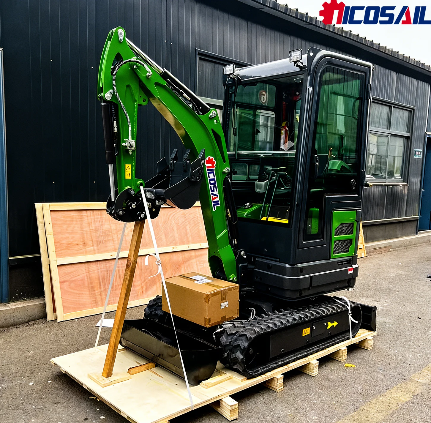 

2000kg 1.8T Compact Excavator Multifunctional Mini Digger With EPA CE Approval