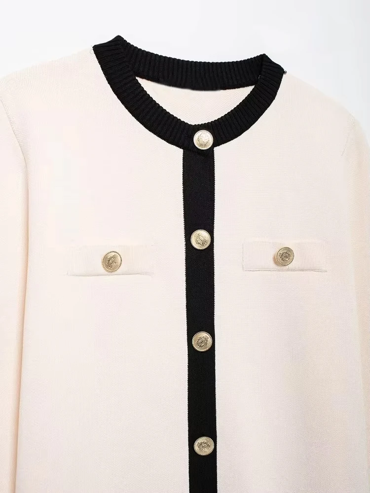 TRZA-Women's Knitted Cardigan Sweater with Golden Buttons, O-Neck, Long Sleeve, Female Outerwear, Chic Tops, Fashion image 3