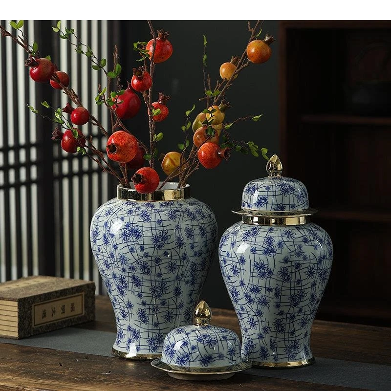 Blue Flower Pattern Ginger Jar Tea Canister Candy Pots and White Porcelain Storage Desk Decoration Arrangement