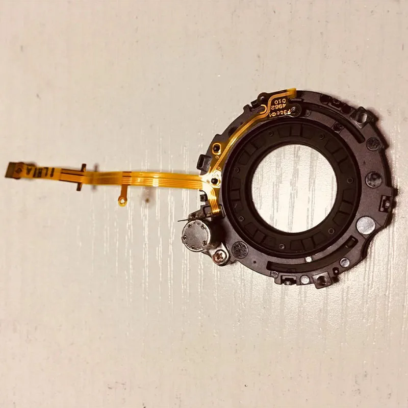 

Новые запасные части для ремонта диафрагмы iris assy для объектива Canon RF 50 мм F1.8 STM