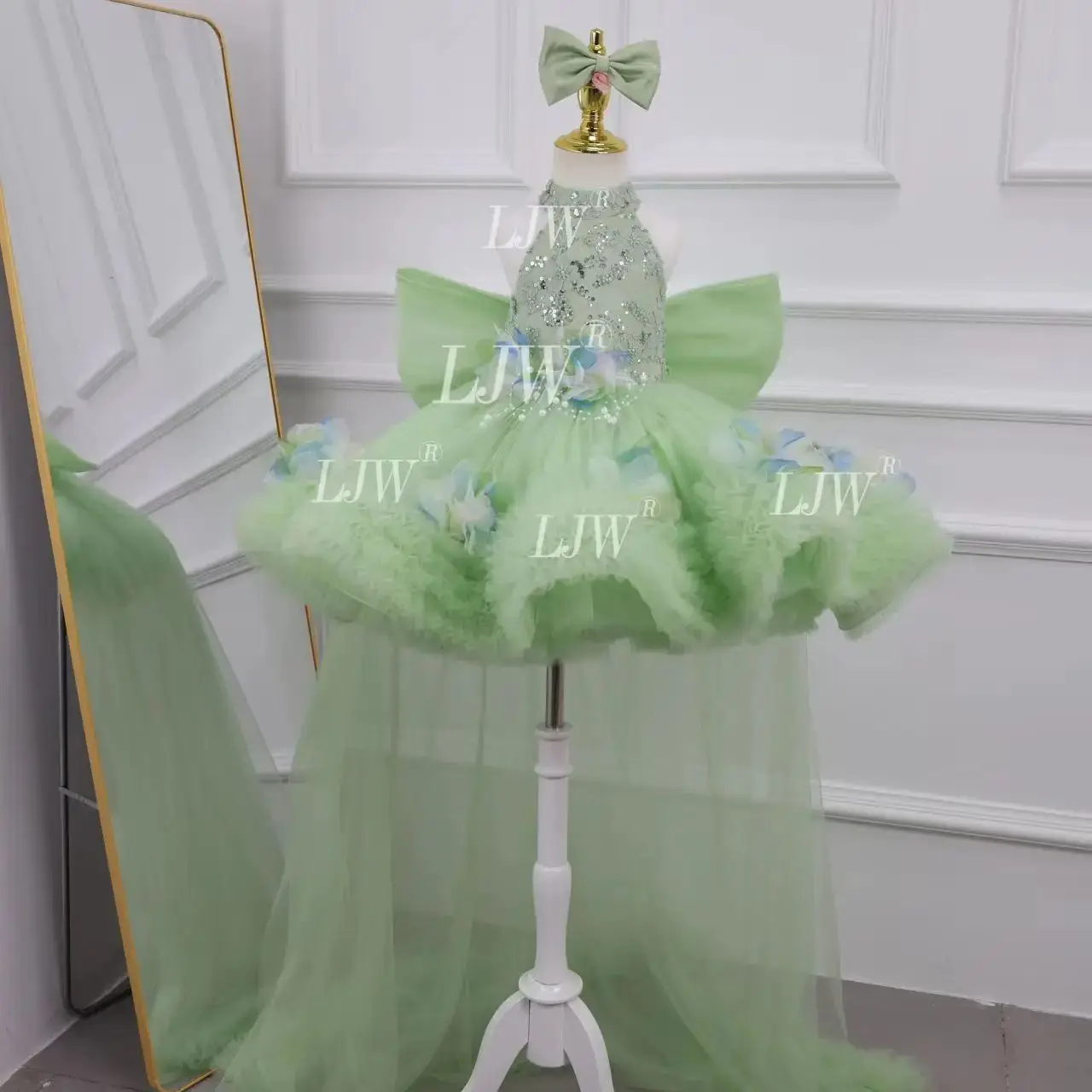 elegance Green forest style high-end piano playing Girl Gown Train Bows  Wedding Party birthday  dress luxury Beauty pageant att