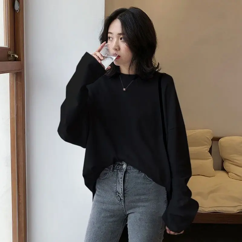 

2025 autumn trend loose casual solid color women's long sleeved T-shirt ins style minimalist women's commuting home top