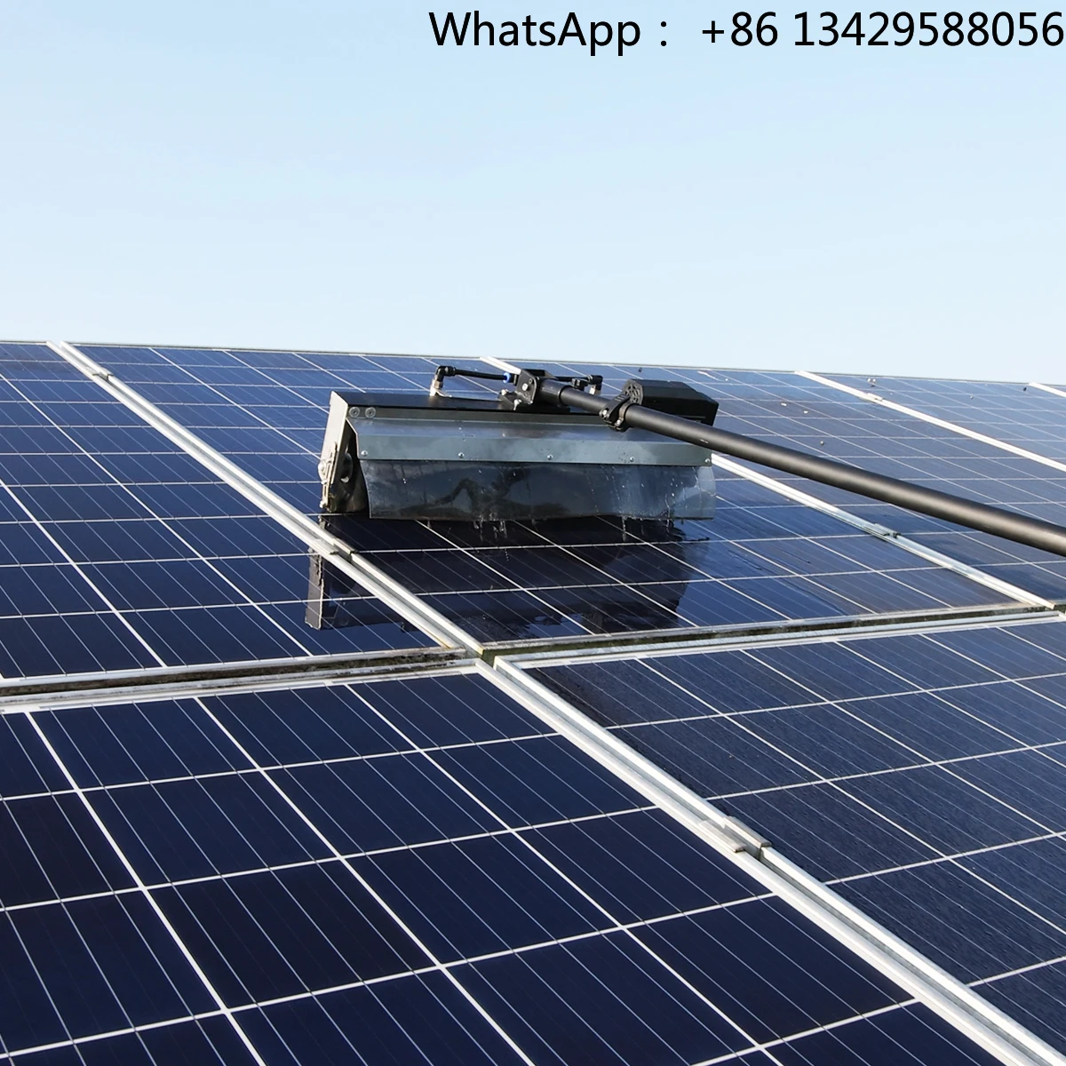 

High Quality Dual Power Version Solar Panel Cleaning Brush Roller Type Solar Panel Cleaner with Battery
