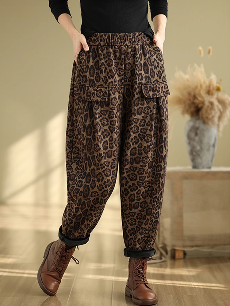 

2025 New Autumn Winter Vintage Leopard Print Women Trousers High Waist Plus Velvet Harem Pants Thick Warm Pencil Pants