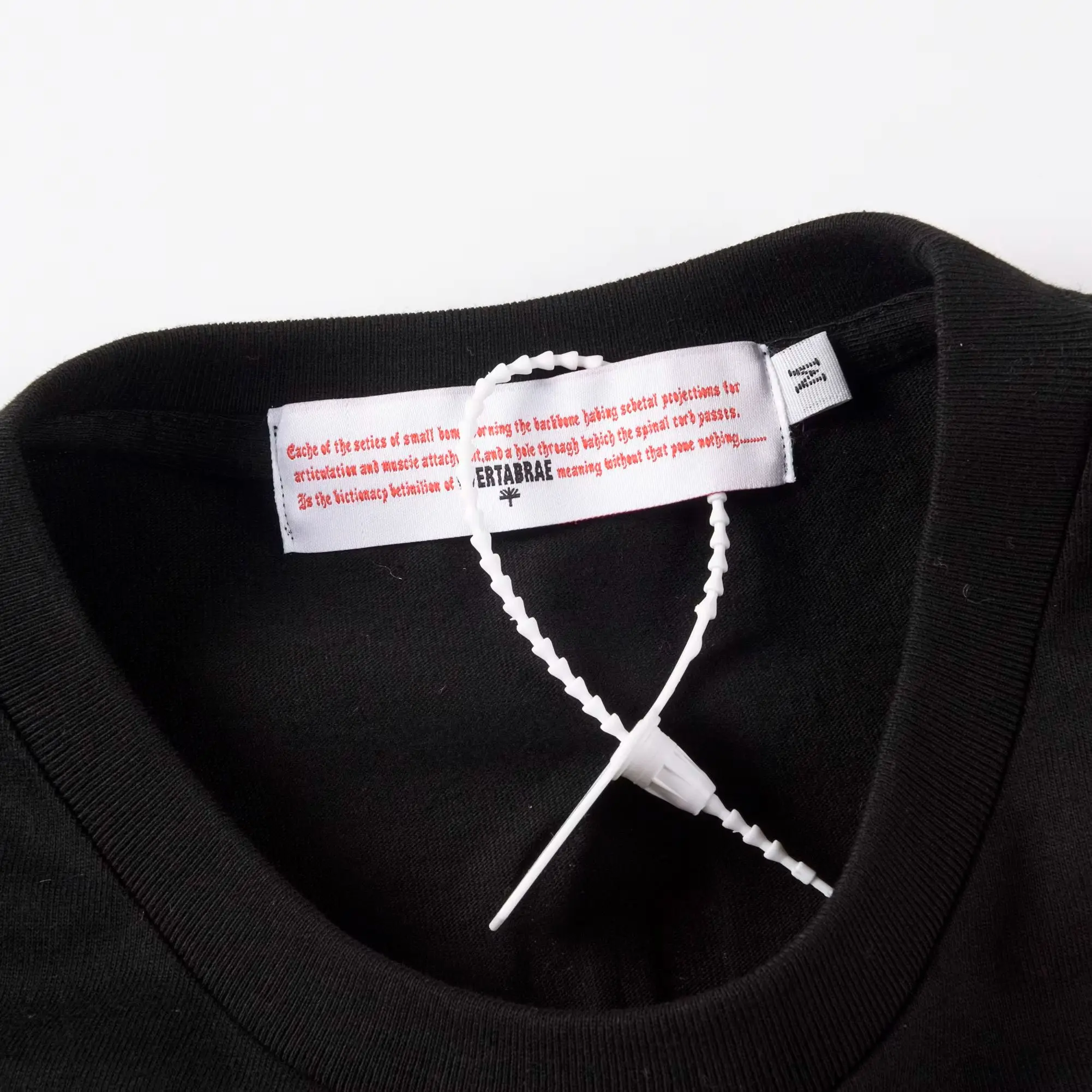 VERTABRAE COMPLEXCON EXCLUSIVE TEE ins The same fashion T-shirts for men and women