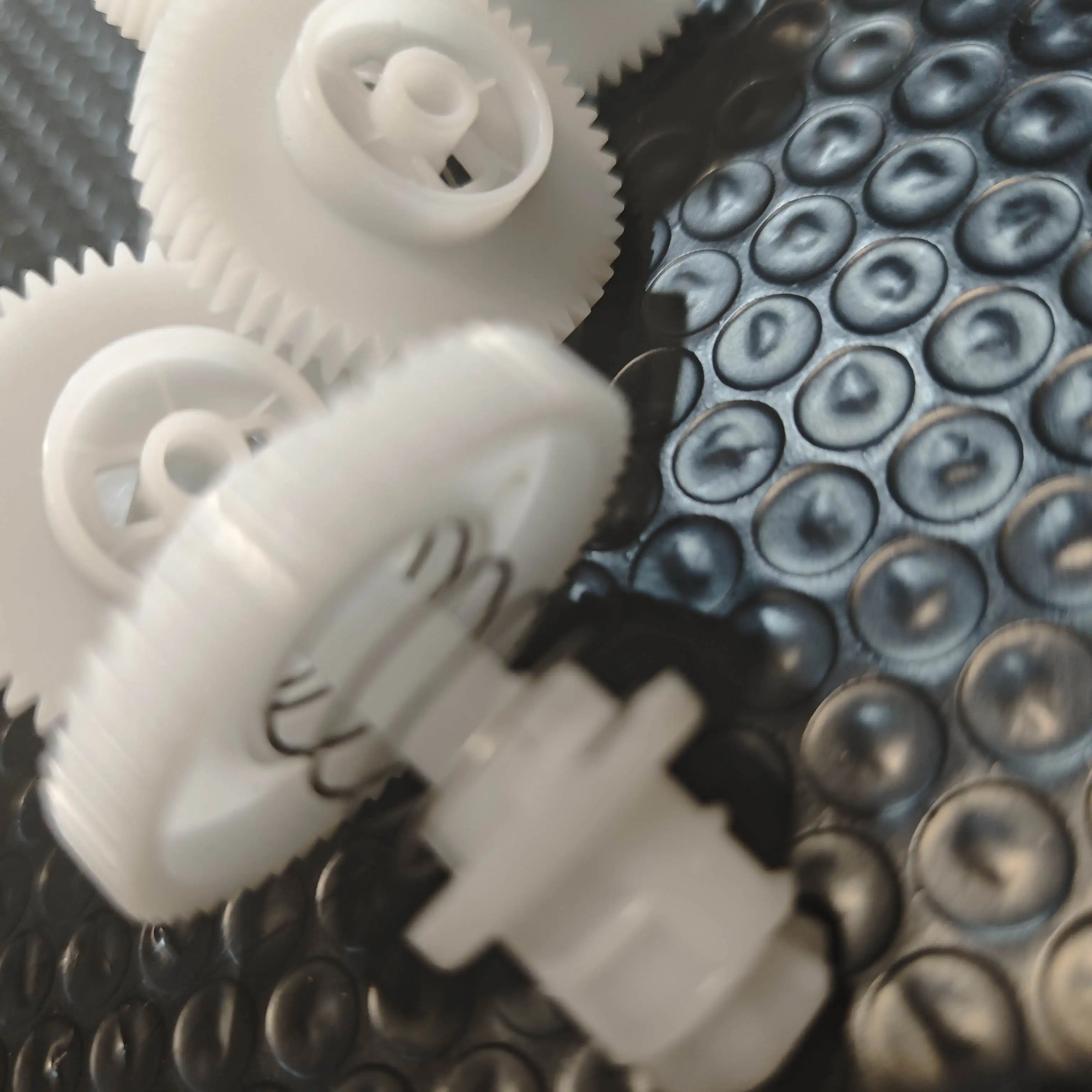 

Gear for BROTHER L2500 L2520 L2540 L2541 L2560 L2300 L2305 L2320 L2340 L2360 L2365 L2380 L2680 L2685 L2700 L2705 L2720 L2740