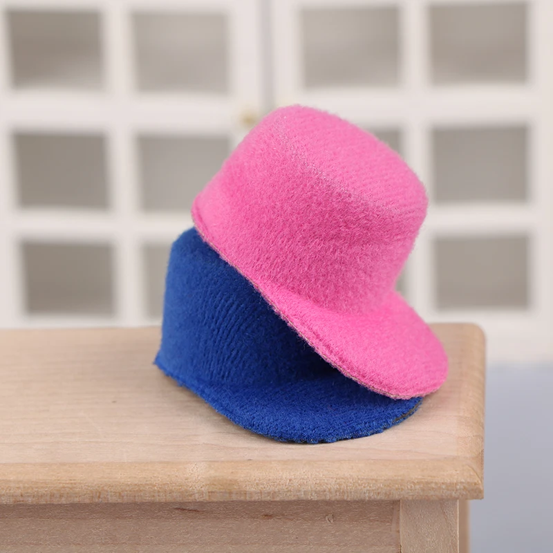 Sombrero en miniatura para casa de muñecas, gorra de béisbol, accesorios de decoración, Juguetes