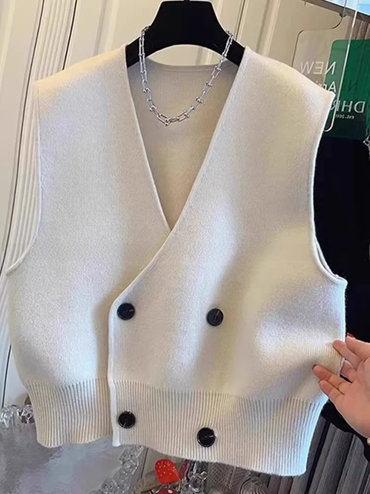 

Comfortable Knitted V-Ne Svel Vest Casual Faionable Layering Top Button Detail Pure Color Spring Season Regular Fit