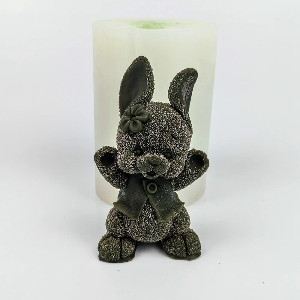 

Molds Silicone 3D Candle Mold A Rabbit Wearing Clothes Head With Flower Moulds Soap Wedding Birthday Valentine's Day Clay DW0496