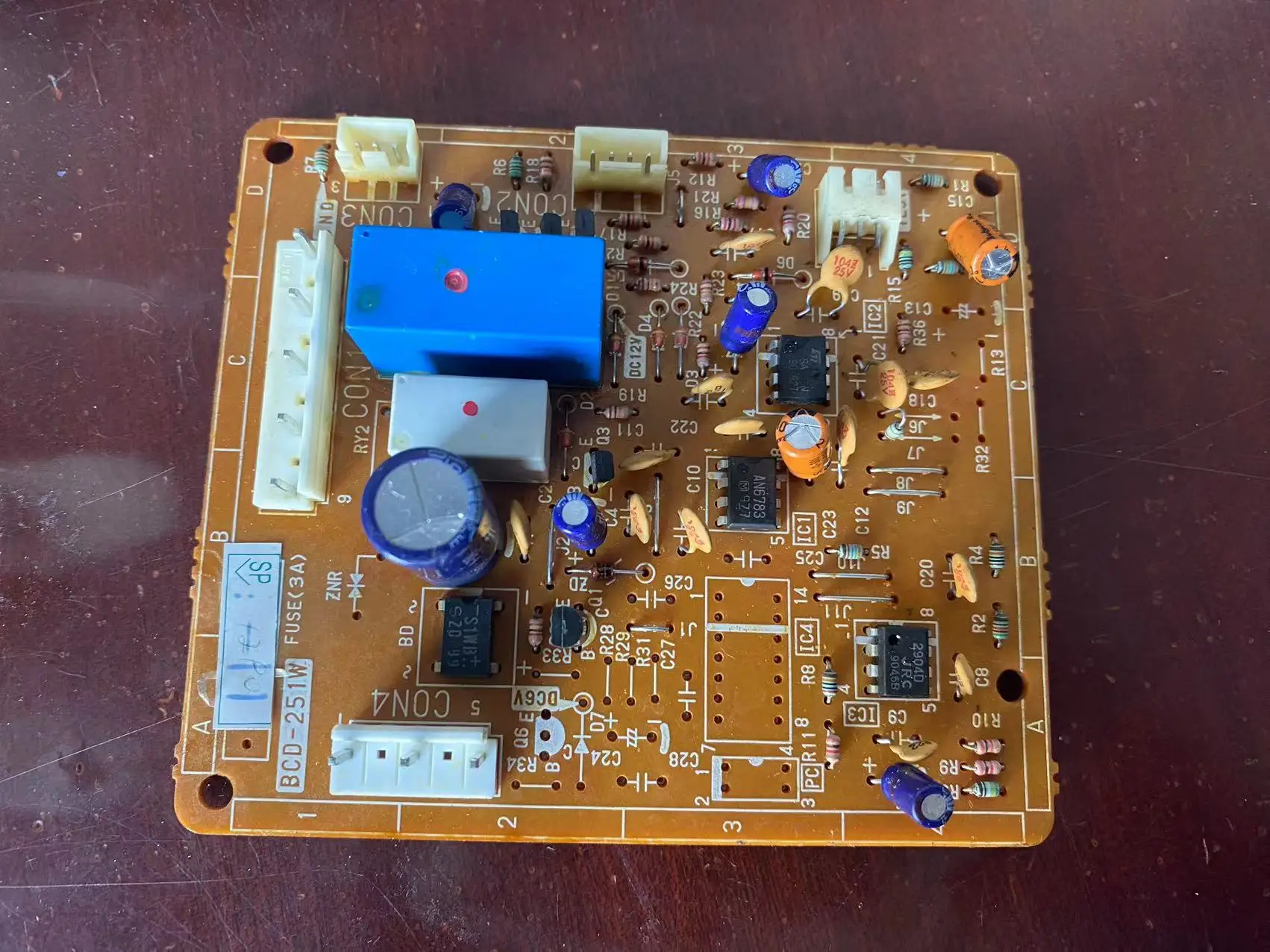 

BCD-251W EP-AA28724603B тестовая материнская плата, исправная.