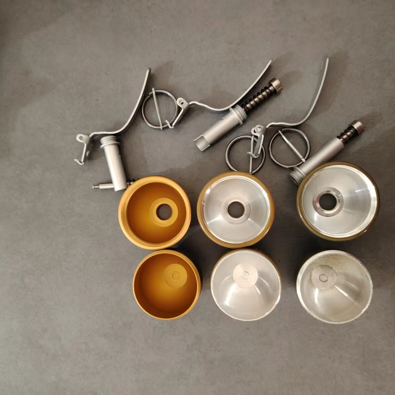 

1 шт., уличная RGD-Five, нефункциональная статическая тренировочная модель, игрушка, металлическая версия, канистра, вспомогательные средства, ремесла, реквизит для кино и телевидения