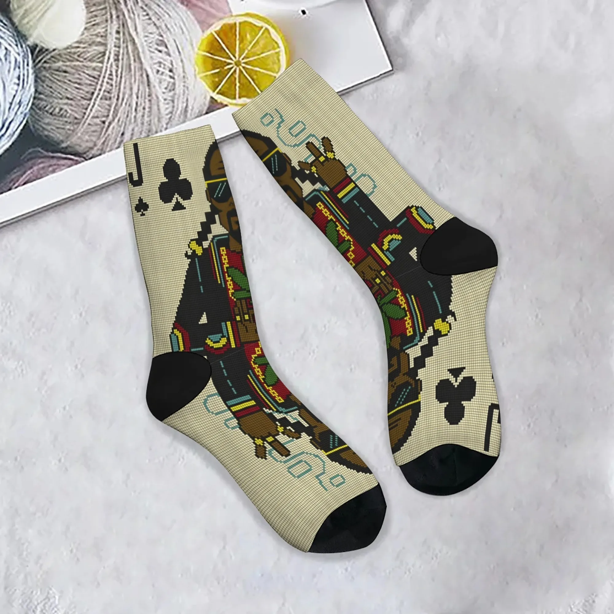 Pixel Art Hip Hop Poker J Print Casual Socken Neuheit Harajuku Retro Fun Crew Socken Bequeme atmungsaktive rutschfeste Herrensocken