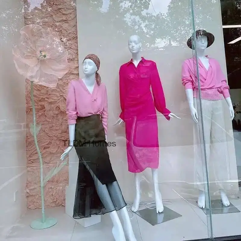 

Women's Clothing Store Full Body Mannequins Nordic Clothing Mannequin Display Stand Home Female Window Dummy Fiberglass Material