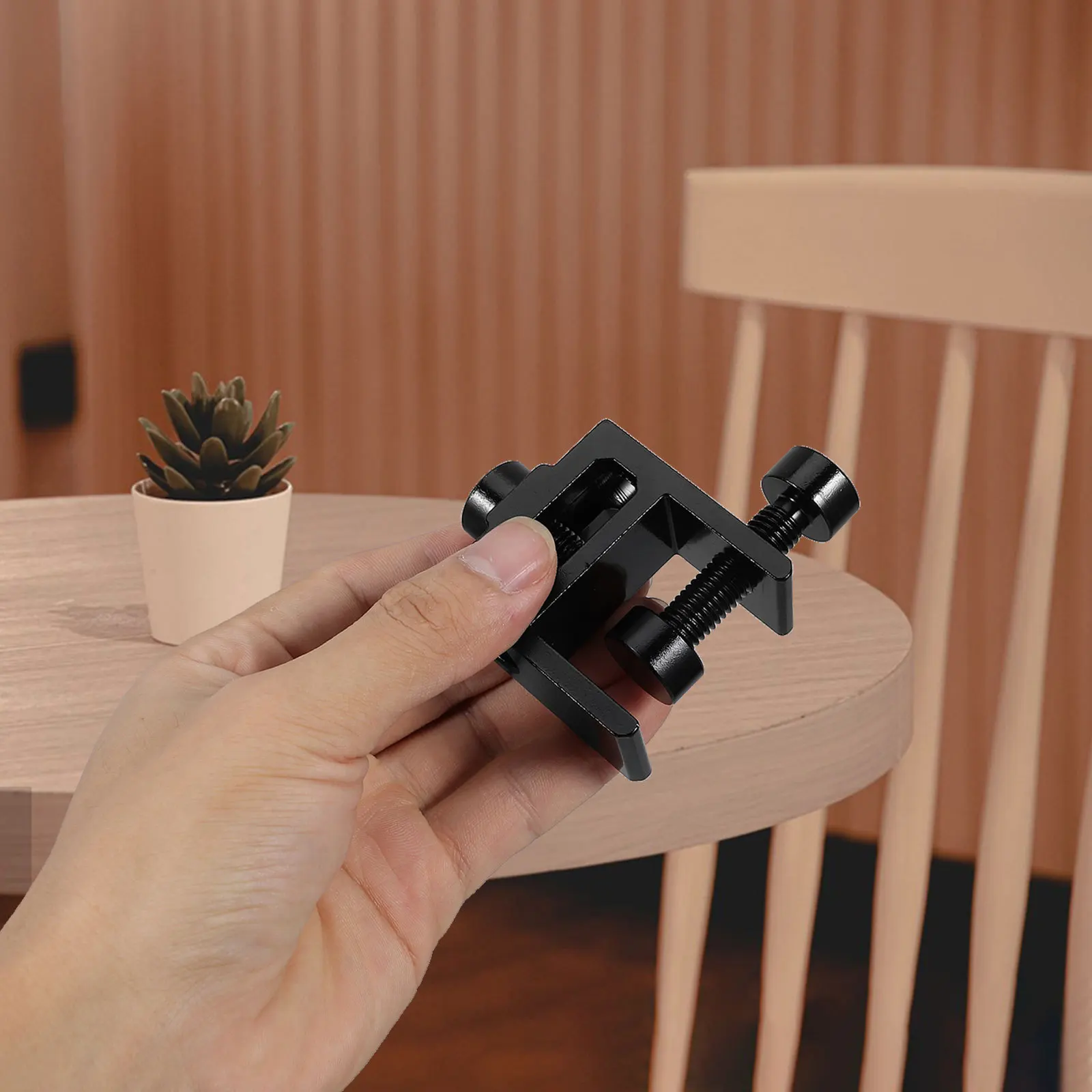 

Aluminum Alloy Table Lamp Bracket Adjustable Desk Clamp Mount Light Holder Outdoor Camping Lamp Bracket Clamp Desk Light