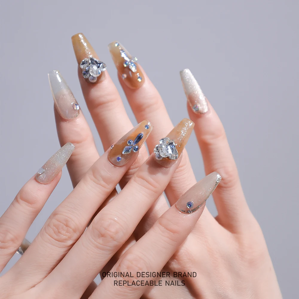 ZIIIBEYOND Dream Island Nail Art is hand-worn, and the nail is white and shining, and the diamond is elegant and individual ZB74