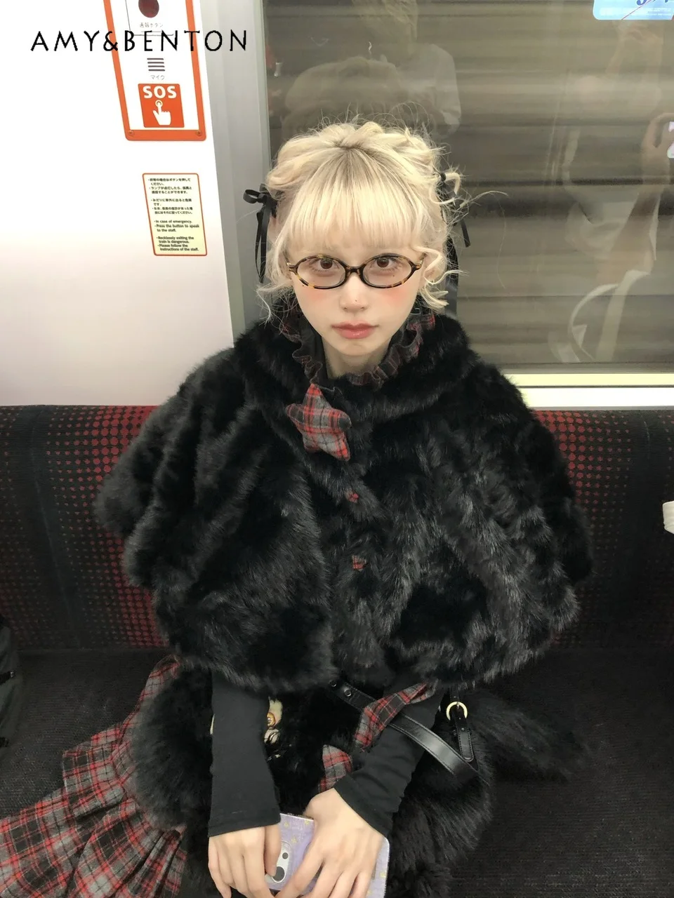 

Christmas New Year Red Plaid Patchwork Plush Cape Shawl Women Winter New Japanese Subculture Gothic Thickened Warm Short Coat