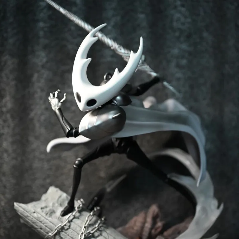 New Hollow Knight Statue Large Figure - 27 Prisoner Bell / Pale King Form, Bookshelf & Desktop Ornament view 4