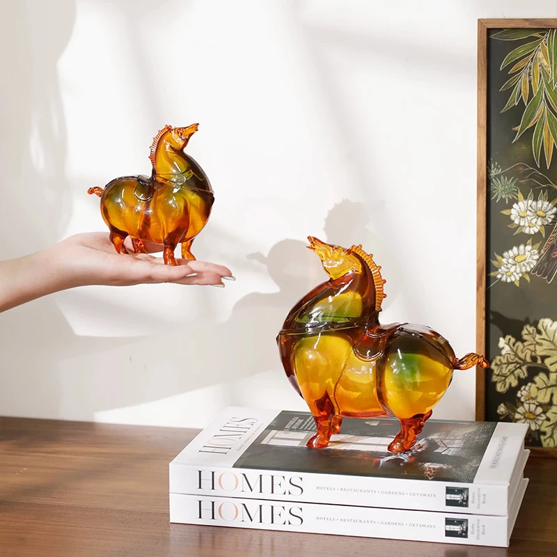 o*-Gradient Resin Horse Statues Ornaments,Horse Sculpture Desktop Decoration,Creative Artwork,Home Decor,Modern Crafts