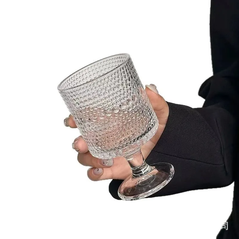 

8 Oz Vintage Goblet, Sturdy and Durable with Sunflower Embossed Pattern on The Body Suitable for Ice Tea and Whiskey Parties