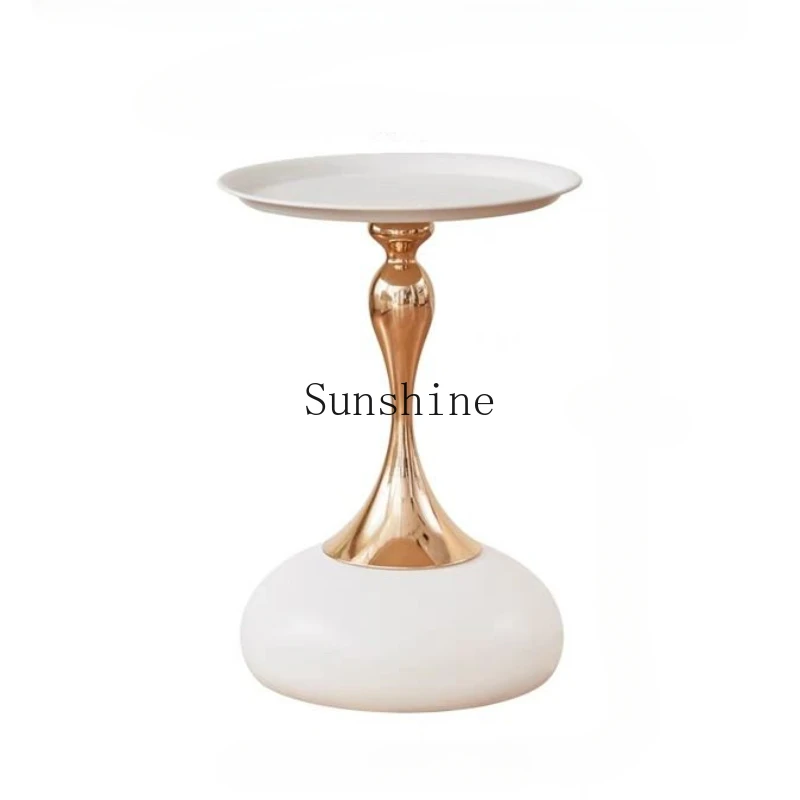 Light luxury European metal movable simple tray casual table corner small coffee table