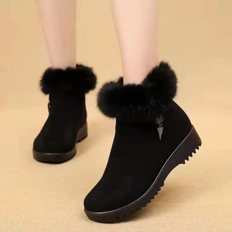

2025 Winter Women's Snow Boots, Warm Faux Fur Lined Ankle Boots, Flat Non-Slip Suede Boots with Plush Cuff