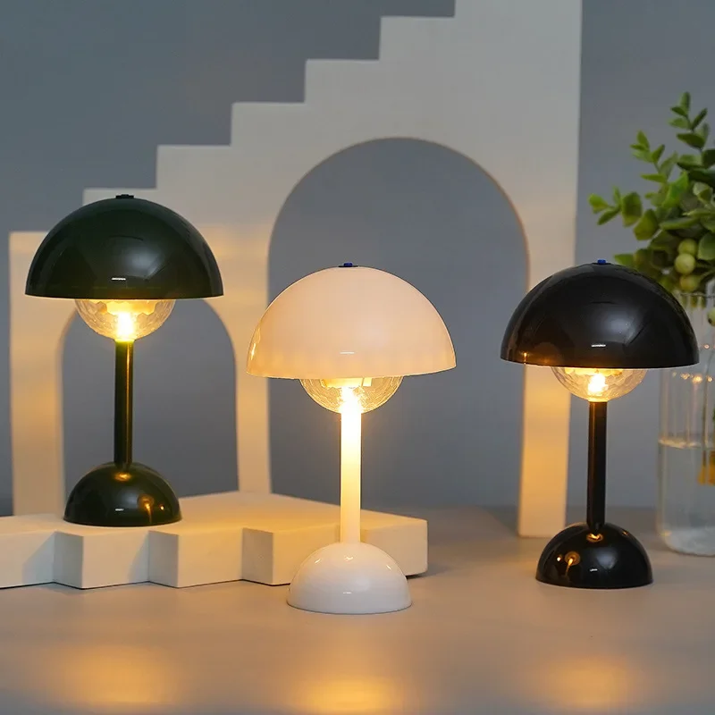 Minimally Designed Mushroom Table Lamp Bedroom Bedside LED Ambient Night Light Creative Nordic Decorative Ornament Mini Light