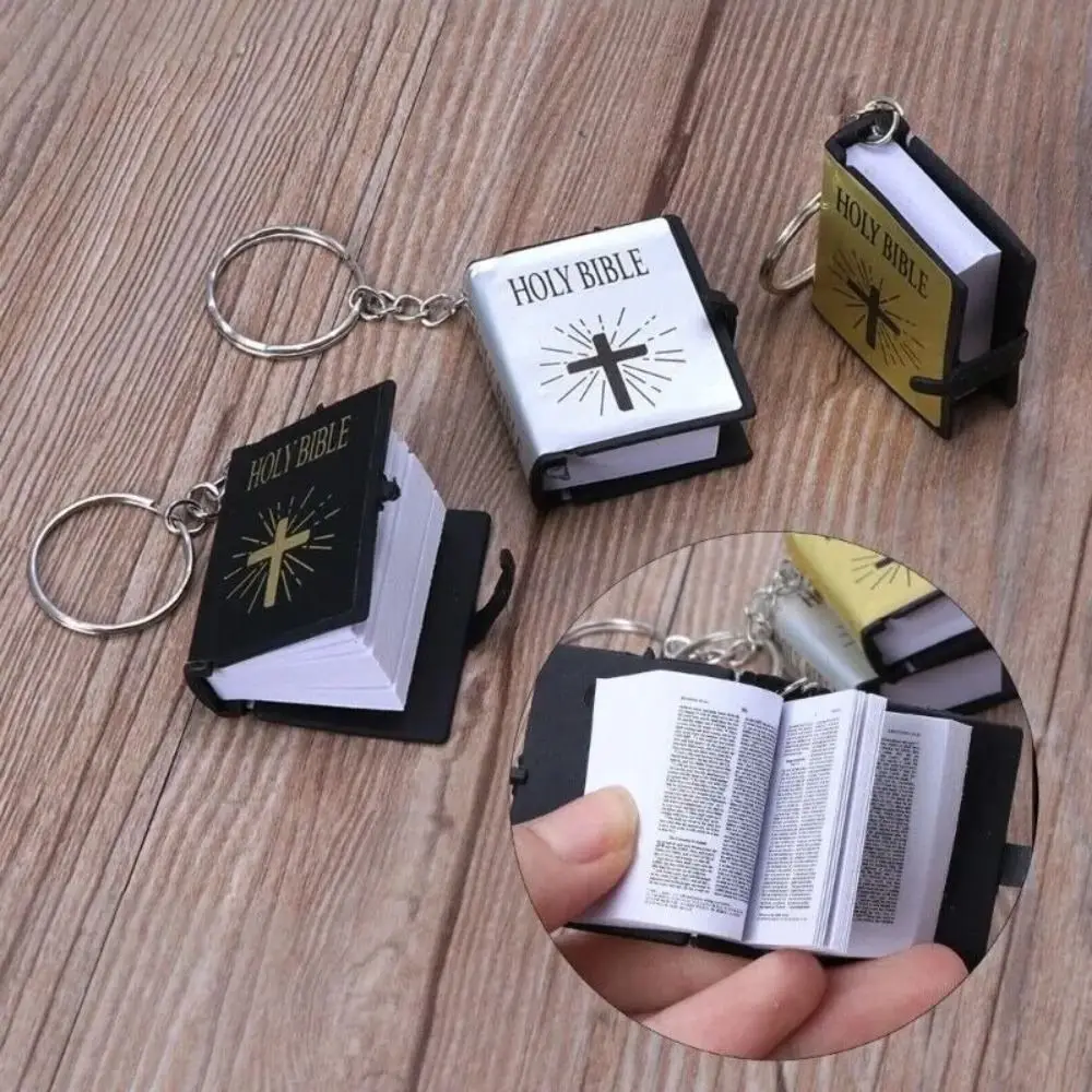 Backpack Charms Miniature Bible Key Chains Bag Accessories Schoolbag Pendant Mini Holy Bible Keychain Handbag Pendant