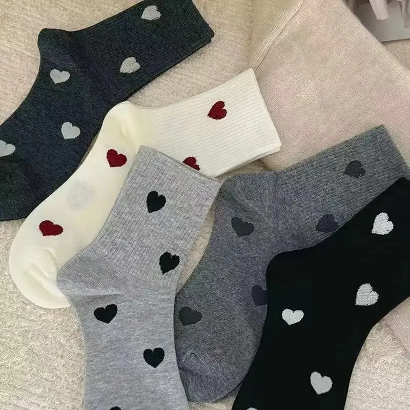 

5 pairs Spring summer new fashion versatile women's mid tube socks cute women's socks casual comfortable simple women's socks